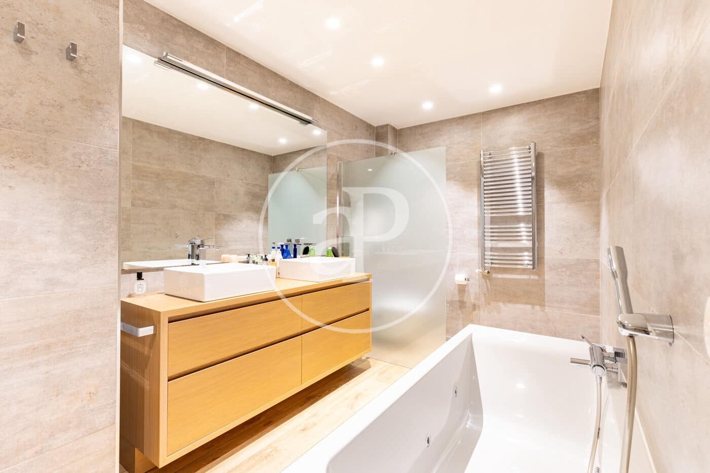 4 sypialnia Apartament na sprzedaż w Sant Cugat del Valles z basenem - 1 380 000 € (Ref: 9975414)