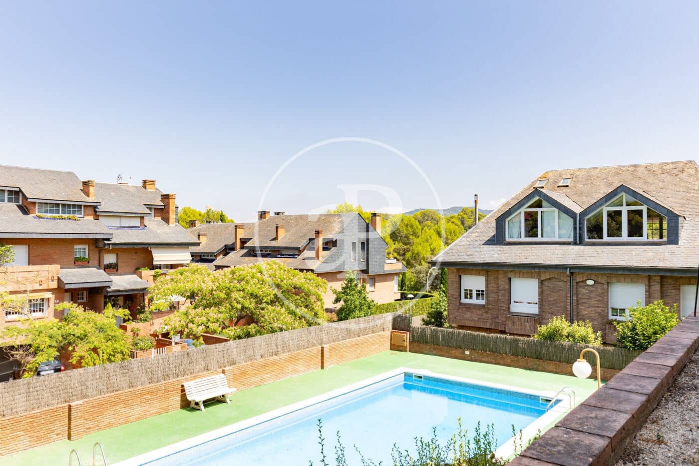 4 sypialnia Apartament na sprzedaż w Sant Cugat del Valles z basenem - 1 380 000 € (Ref: 9975414)