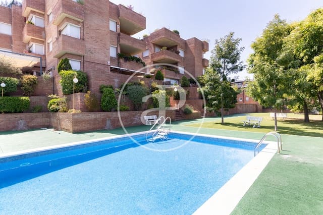 4 soveværelse Lejlighed til salg i Sant Cugat del Vallès med swimmingpool - € 1.380.000 (Ref: 9975414)
