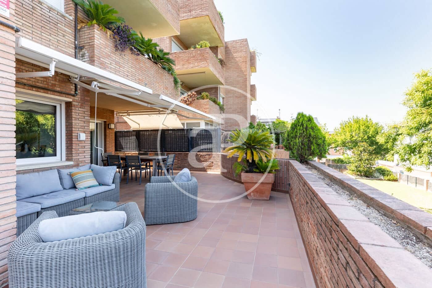 4 sypialnia Apartament na sprzedaż w Sant Cugat del Valles z basenem - 1 380 000 € (Ref: 9975414)