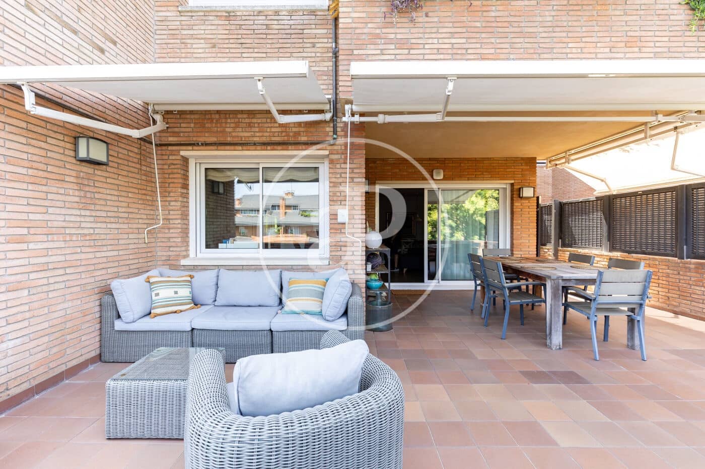 4 sypialnia Apartament na sprzedaż w Sant Cugat del Valles z basenem - 1 380 000 € (Ref: 9975414)