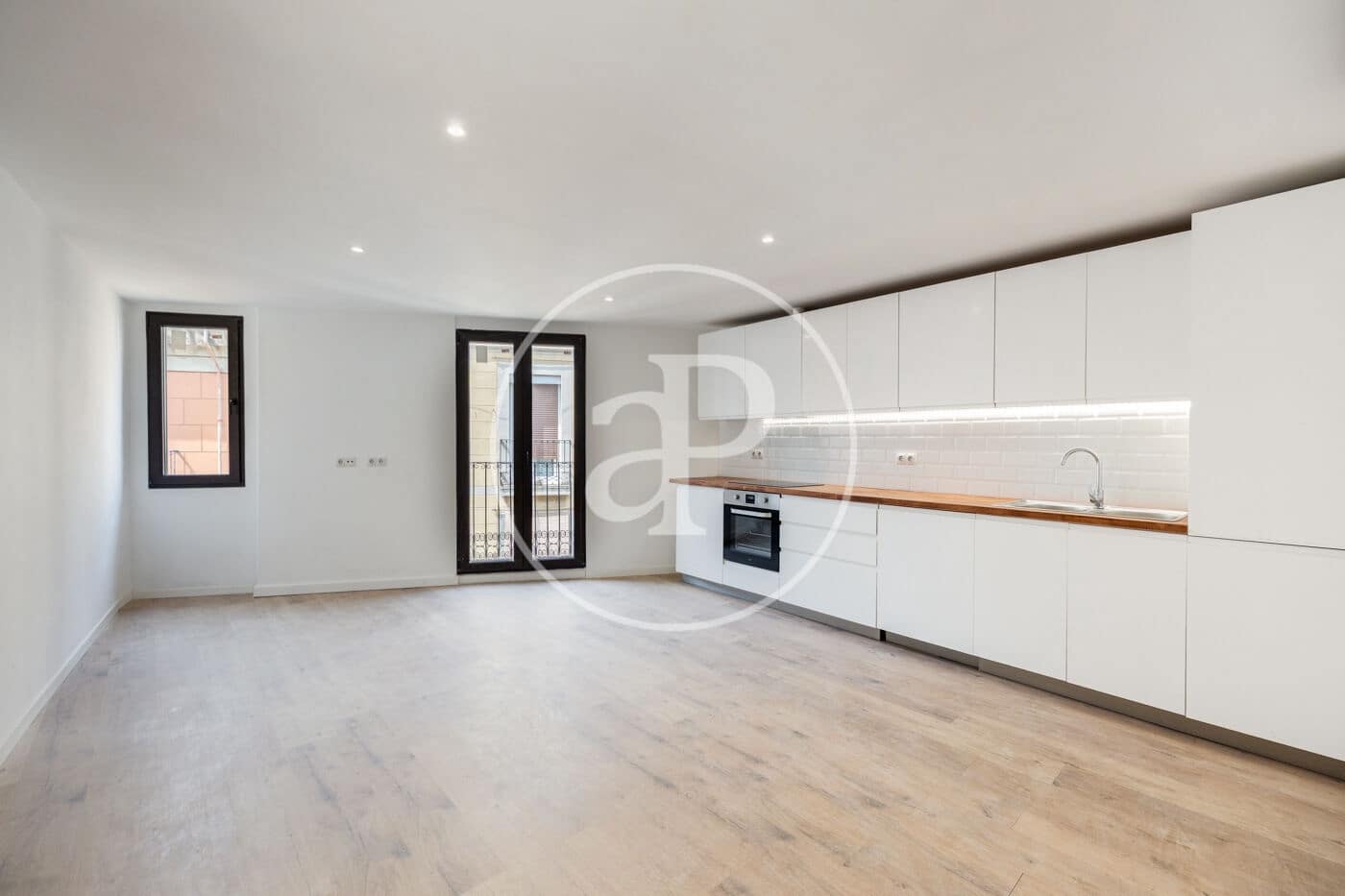 2 sypialnia Apartament na sprzedaż w Miasto Barcelona - 335 000 € (Ref: 9975415)
