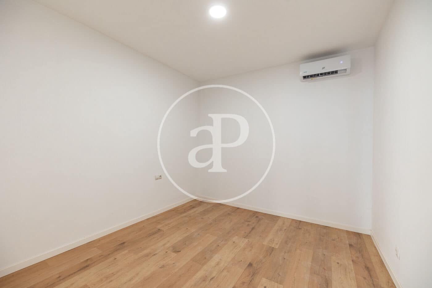 2 sypialnia Apartament na sprzedaż w Miasto Barcelona - 335 000 € (Ref: 9975415)