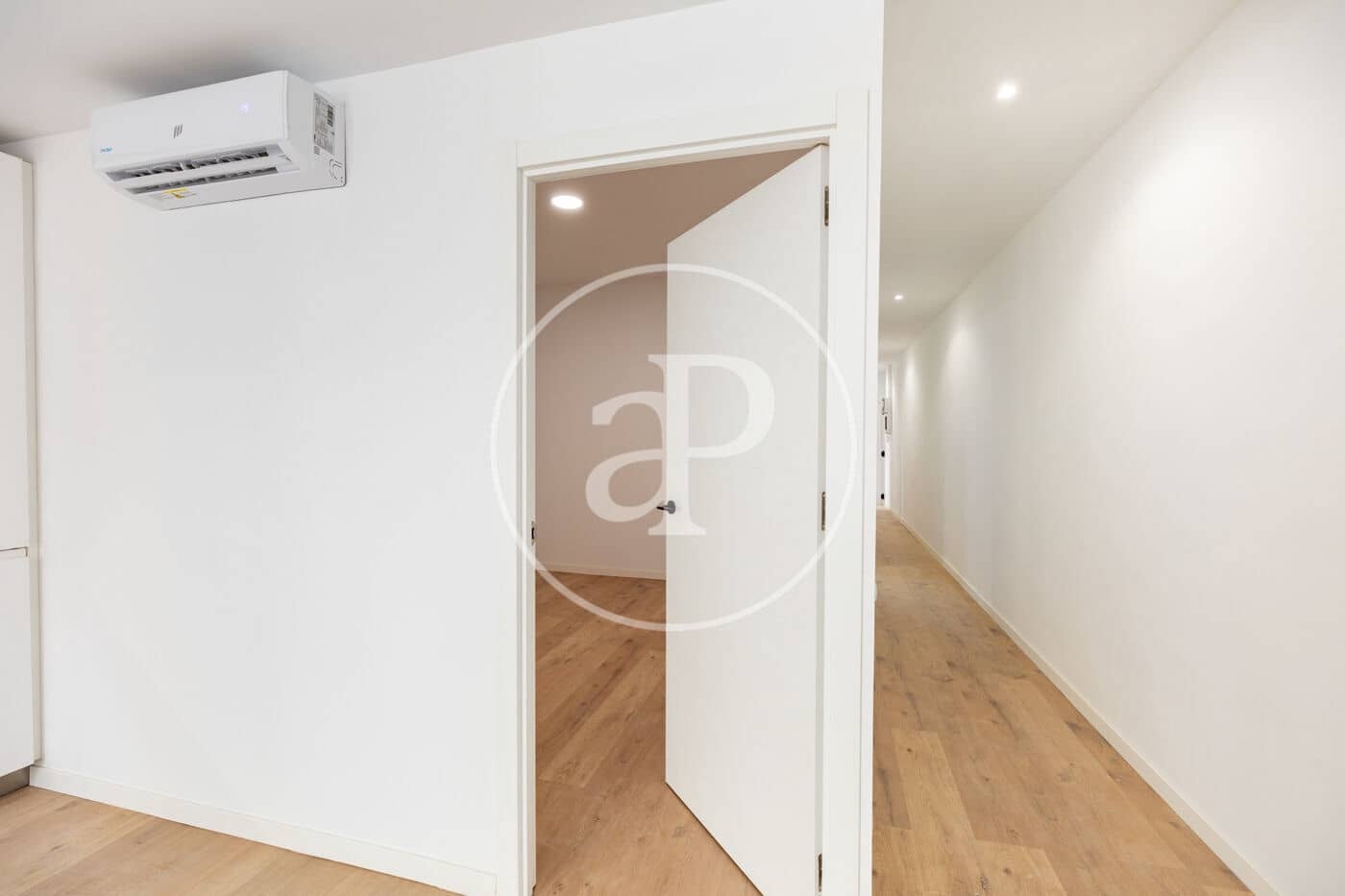 2 sypialnia Apartament na sprzedaż w Miasto Barcelona - 335 000 € (Ref: 9975415)