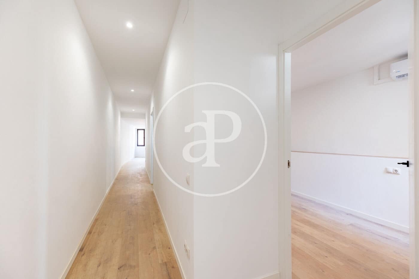 2 sypialnia Apartament na sprzedaż w Miasto Barcelona - 335 000 € (Ref: 9975415)