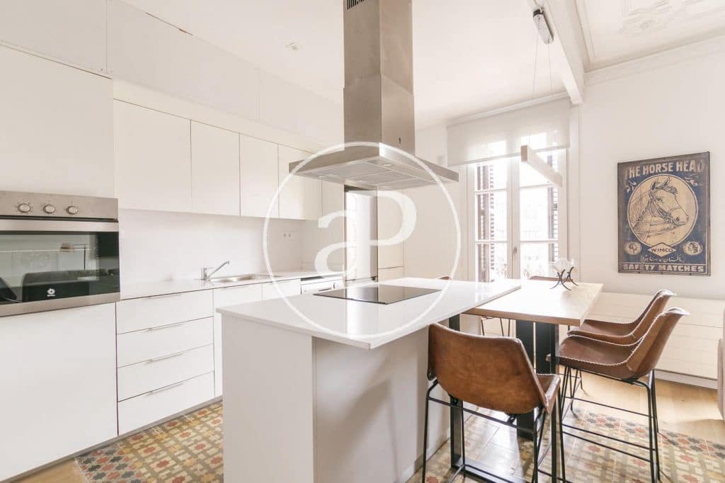 2 soverom Leilighet til leie i Barcelona by - € 2 850 (Ref: 9975416)
