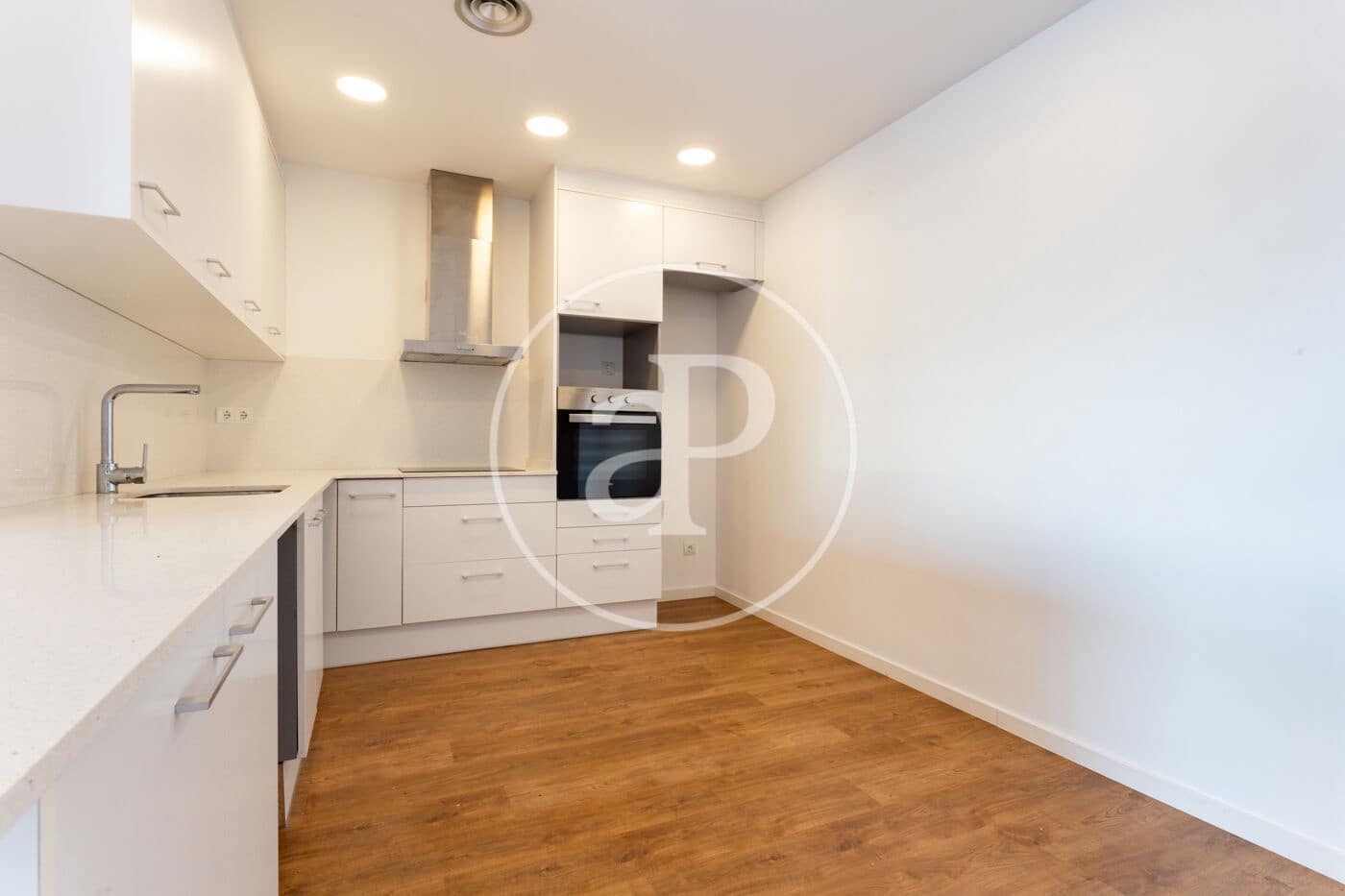 4 camera da letto Attico da affittare in Barcelona citta - 3.289 € (Rif: 9977312)