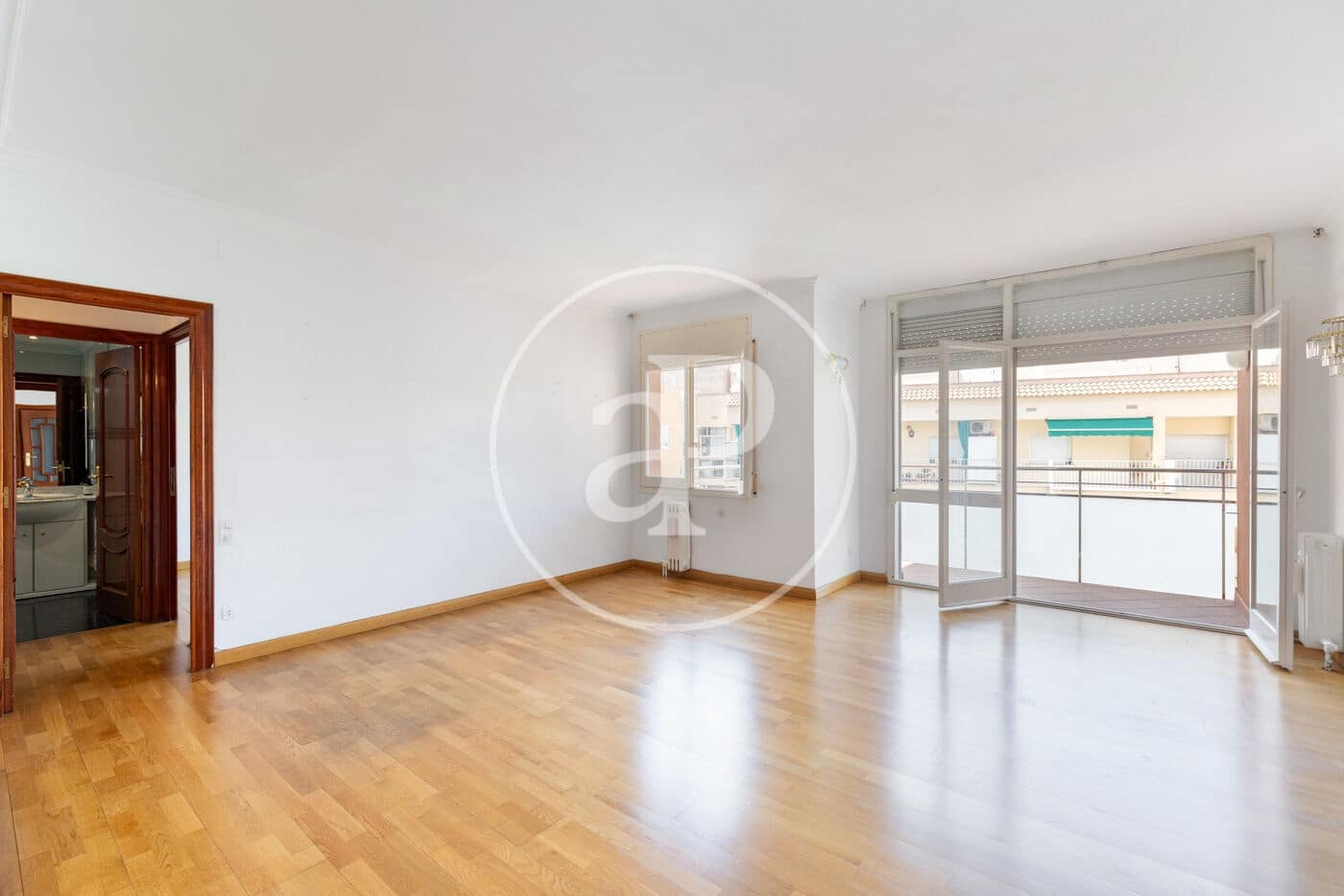 3 soverom Leilighet til salgs i Barcelona by - € 445 000 (Ref: 9977313)