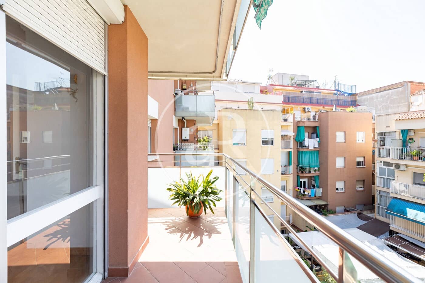 3 soverom Leilighet til salgs i Barcelona by - € 445 000 (Ref: 9977313)