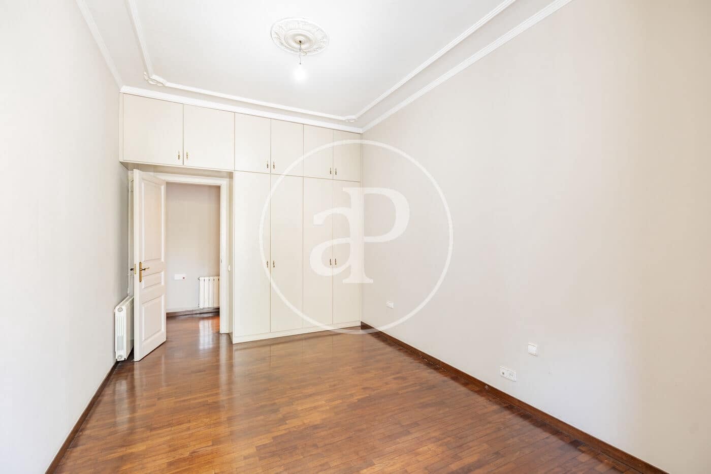 4 soveværelse Lejlighed til salg i Barcelona by - € 895.000 (Ref: 9978829)
