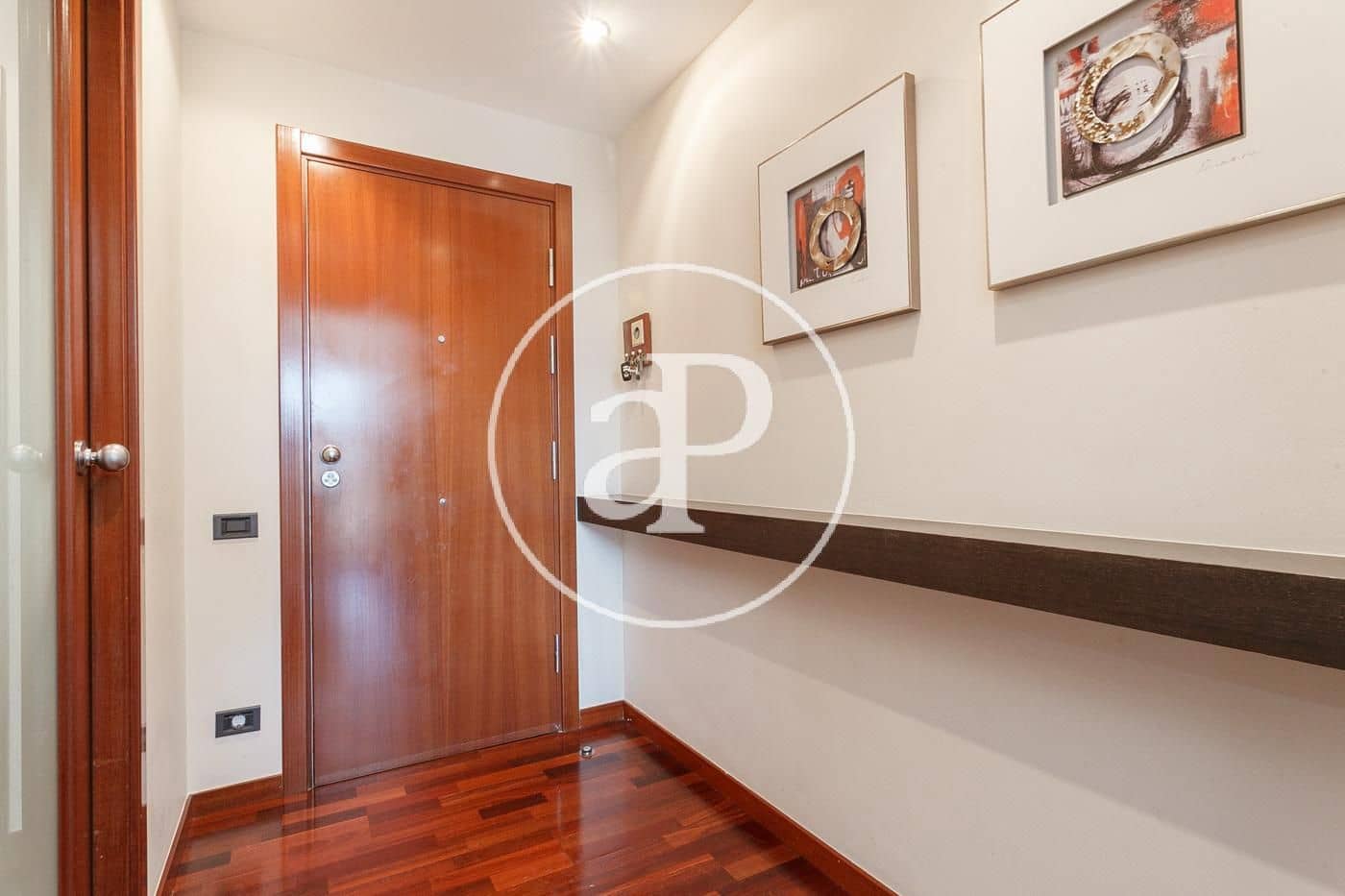 3 Zimmer Apartment zu vermieten in Barcelona Stadt mit Garage - 2.535 € (Ref: 9978830)