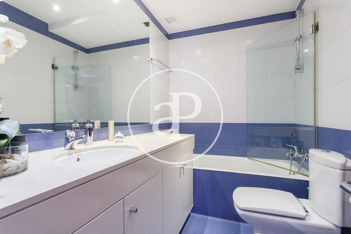 3 Zimmer Apartment zu vermieten in Barcelona Stadt mit Garage - 2.535 € (Ref: 9978830)