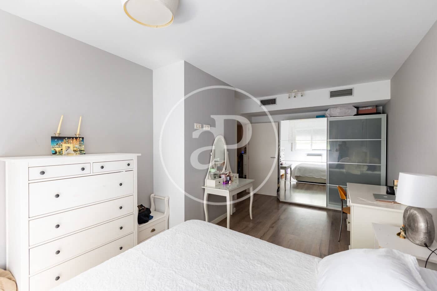 2 soverom Leilighet til salgs i Sant Just Desvern med svømmebasseng - € 550 000 (Ref: 9983009)