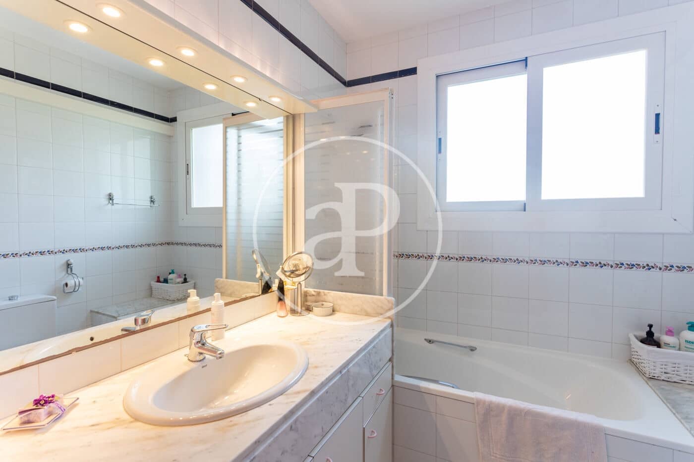 4 sovrum Villa till salu i Bellaterra med pool - 1 380 000 € (Ref: 9983010)