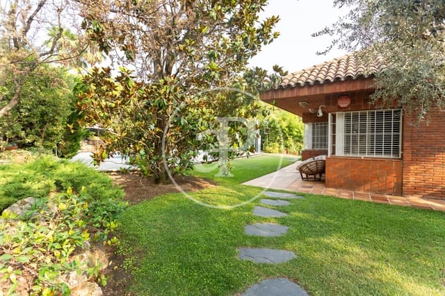 4 chambre Villa/Maison à vendre à Bellaterra, Cerdanyola del Vallès avec piscine - 1 380 000 € (Ref: 9983010)