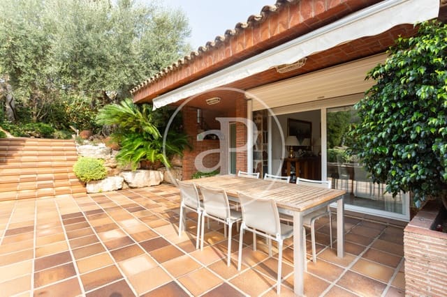 4 chambre Villa/Maison à vendre à Bellaterra, Cerdanyola del Vallès avec piscine - 1 380 000 € (Ref: 9983010)