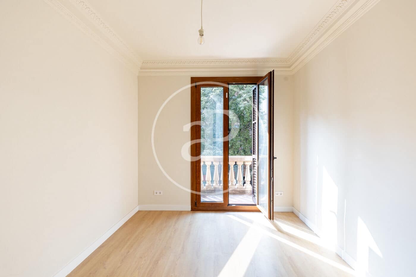 Apartamento de 3 habitaciones en Barcelona ciudad en venta - 670.000 € (Ref: 9983011)