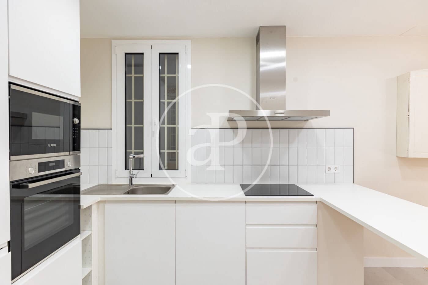 Apartamento de 3 habitaciones en Barcelona ciudad en venta - 670.000 € (Ref: 9983011)