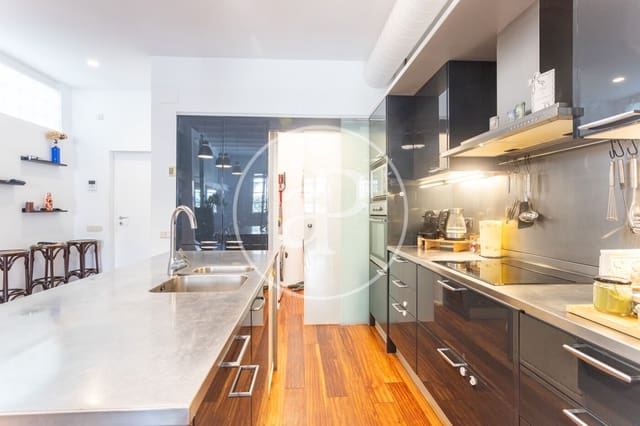 3 soverom Leilighet til leie i La Vila de Gràcia, Barcelona by med garasje - € 2 865 (Ref: 9983012)
