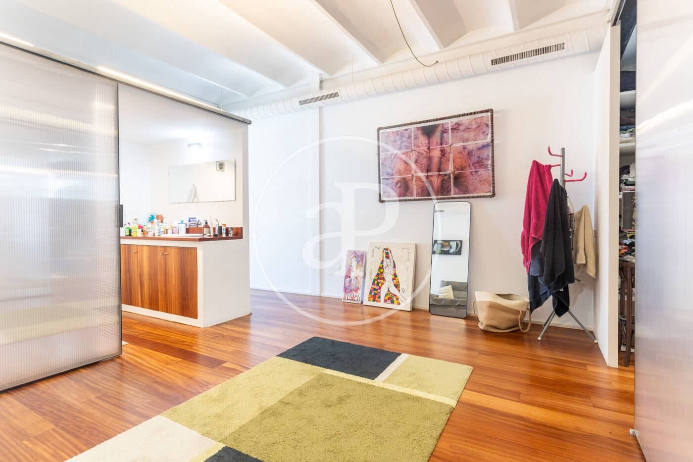 3 soverom Leilighet til leie i Barcelona by med garasje - € 2 865 (Ref: 9983012)