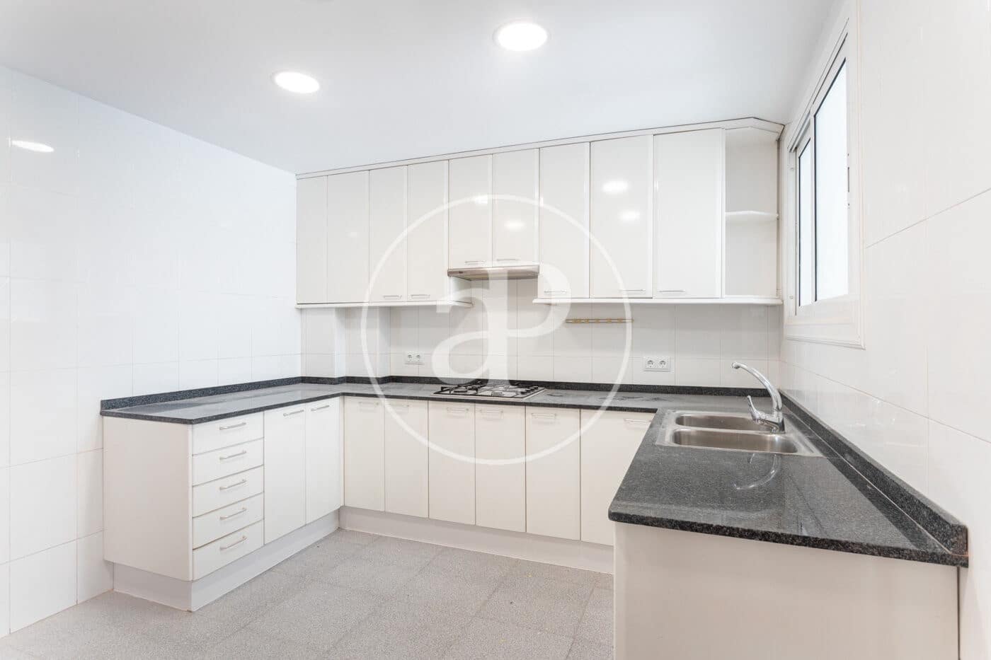 4 camera da letto Appartamento da affittare in Barcelona citta - 2.900 € (Rif: 9984982)