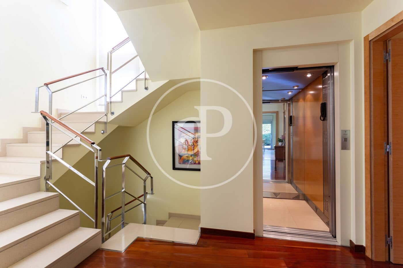 6 bedroom Villa for sale in Sant Cugat del Valles with pool - € 1,980,000 (Ref: 9984984)