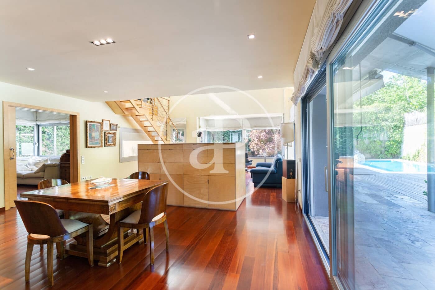 6 bedroom Villa for sale in Sant Cugat del Valles with pool - € 1,980,000 (Ref: 9984984)