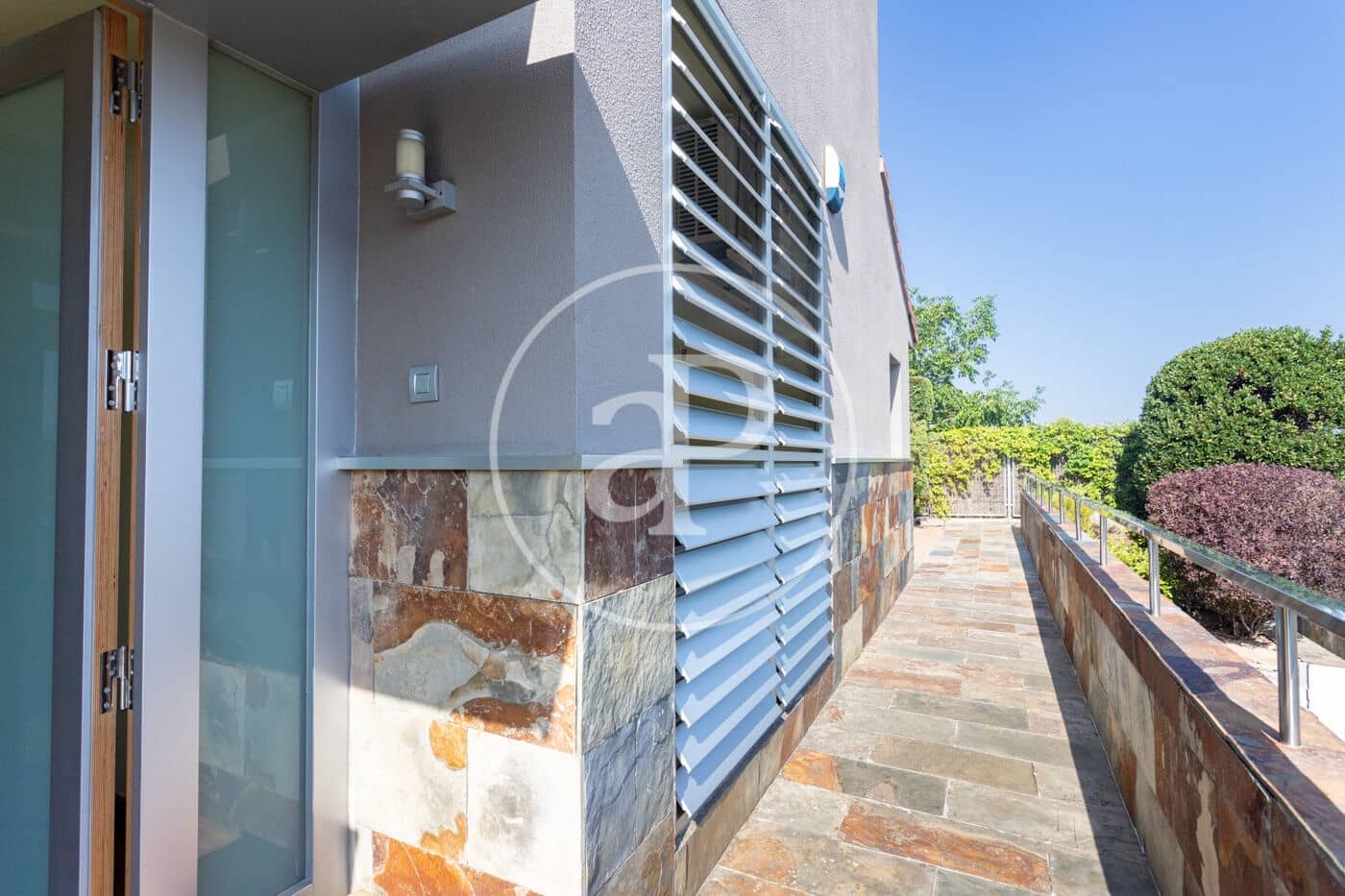 6 bedroom Villa for sale in Sant Cugat del Valles with pool - € 1,980,000 (Ref: 9984984)