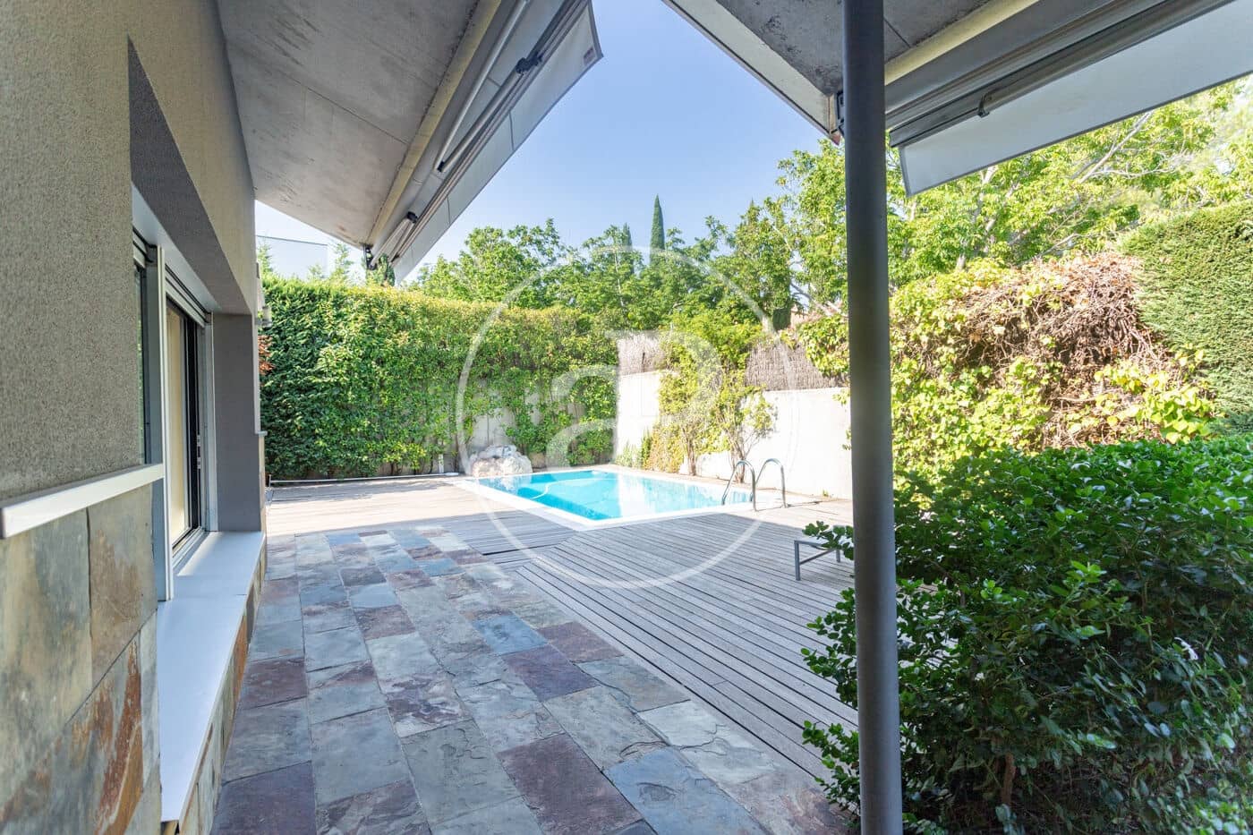 6 bedroom Villa for sale in Sant Cugat del Valles with pool - € 1,980,000 (Ref: 9984984)