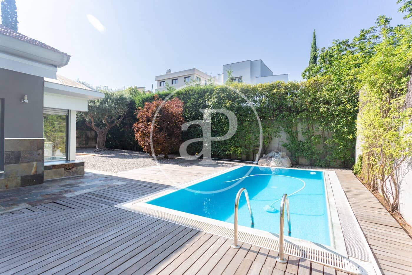 6 bedroom Villa for sale in Sant Cugat del Valles with pool - € 1,980,000 (Ref: 9984984)