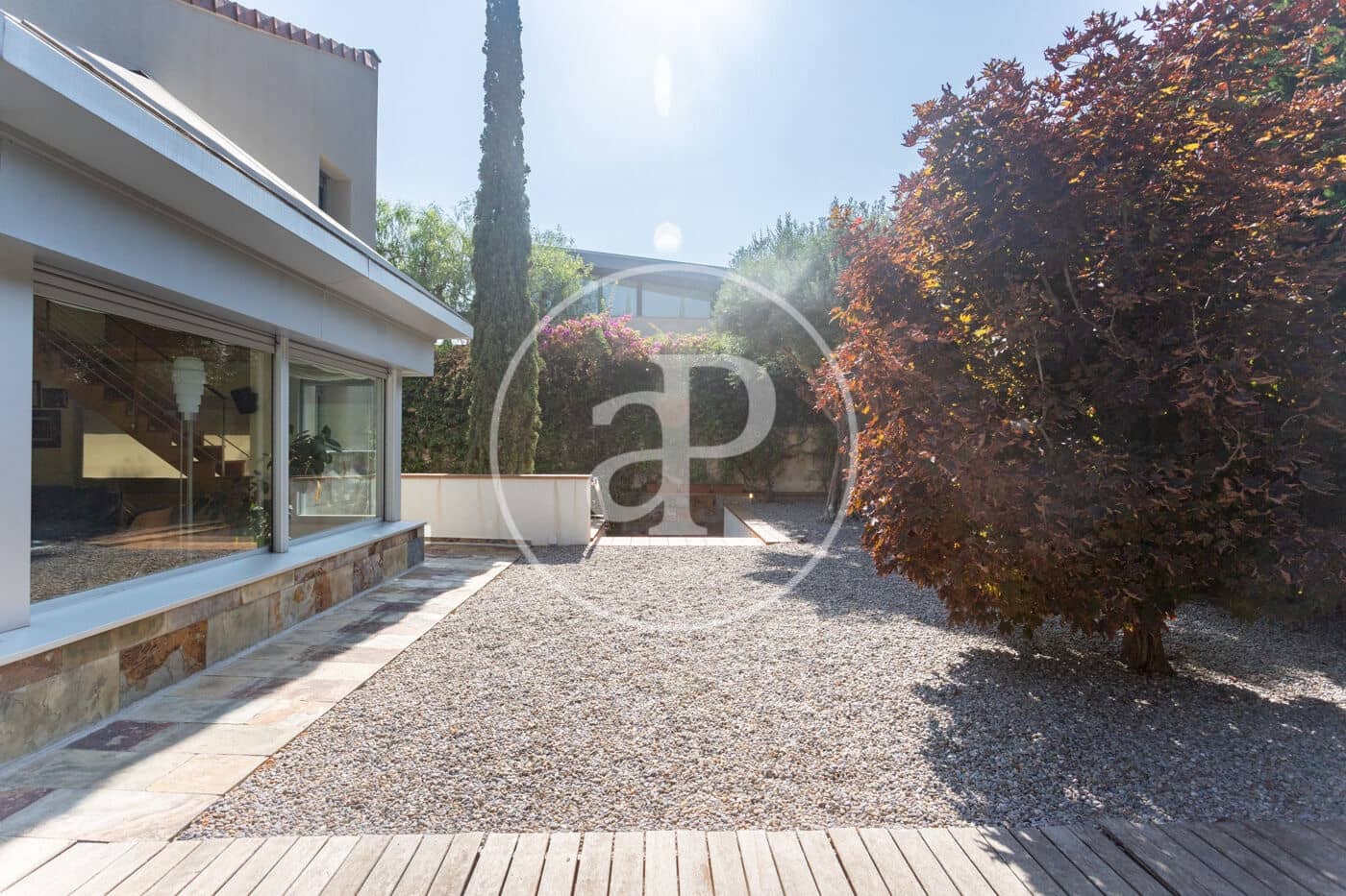 6 bedroom Villa for sale in Sant Cugat del Valles with pool - € 1,980,000 (Ref: 9984984)