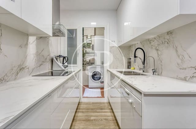 3 slaapkamer Appartement te koop in Les Corts, Barcelona stad met zwembad - € 640.000 (Ref: 9984985)