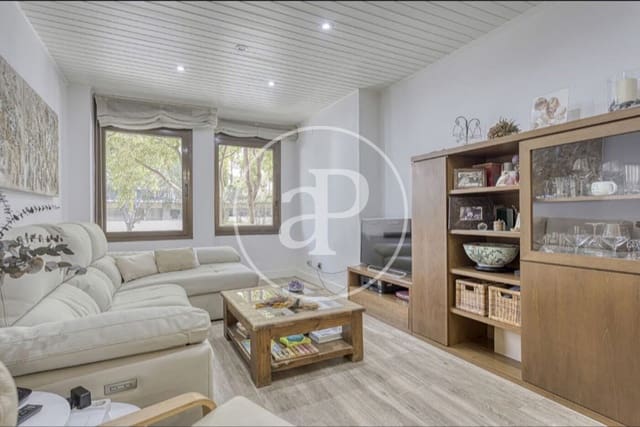 3 slaapkamer Appartement te koop in Les Corts, Barcelona stad met zwembad - € 640.000 (Ref: 9984985)