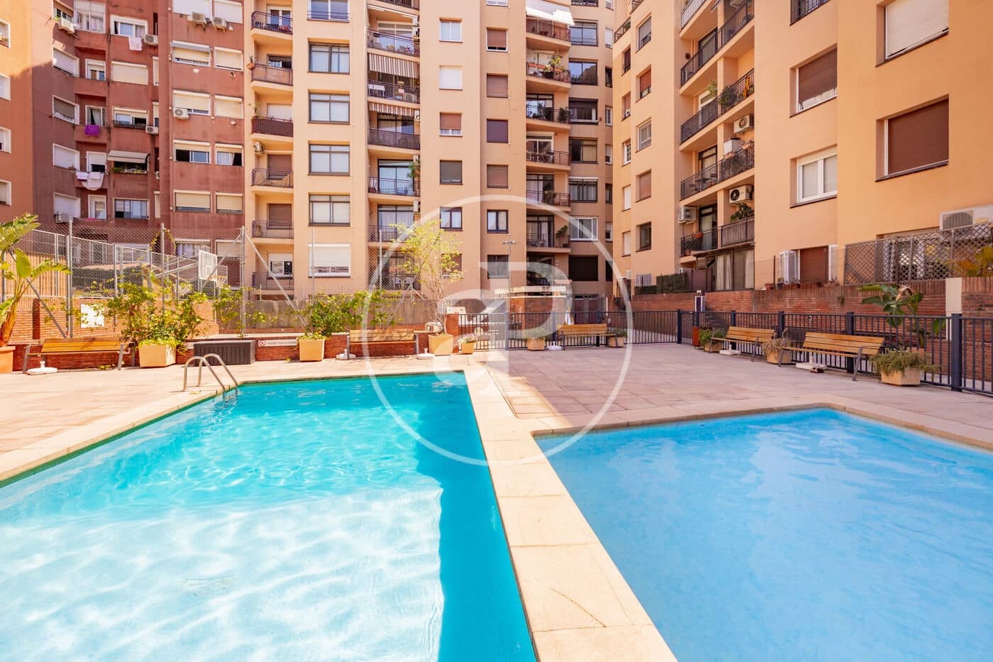 3 bedroom Apartment for sale in Barcelona city with pool garage - € 640,000 (Ref: 9984985)