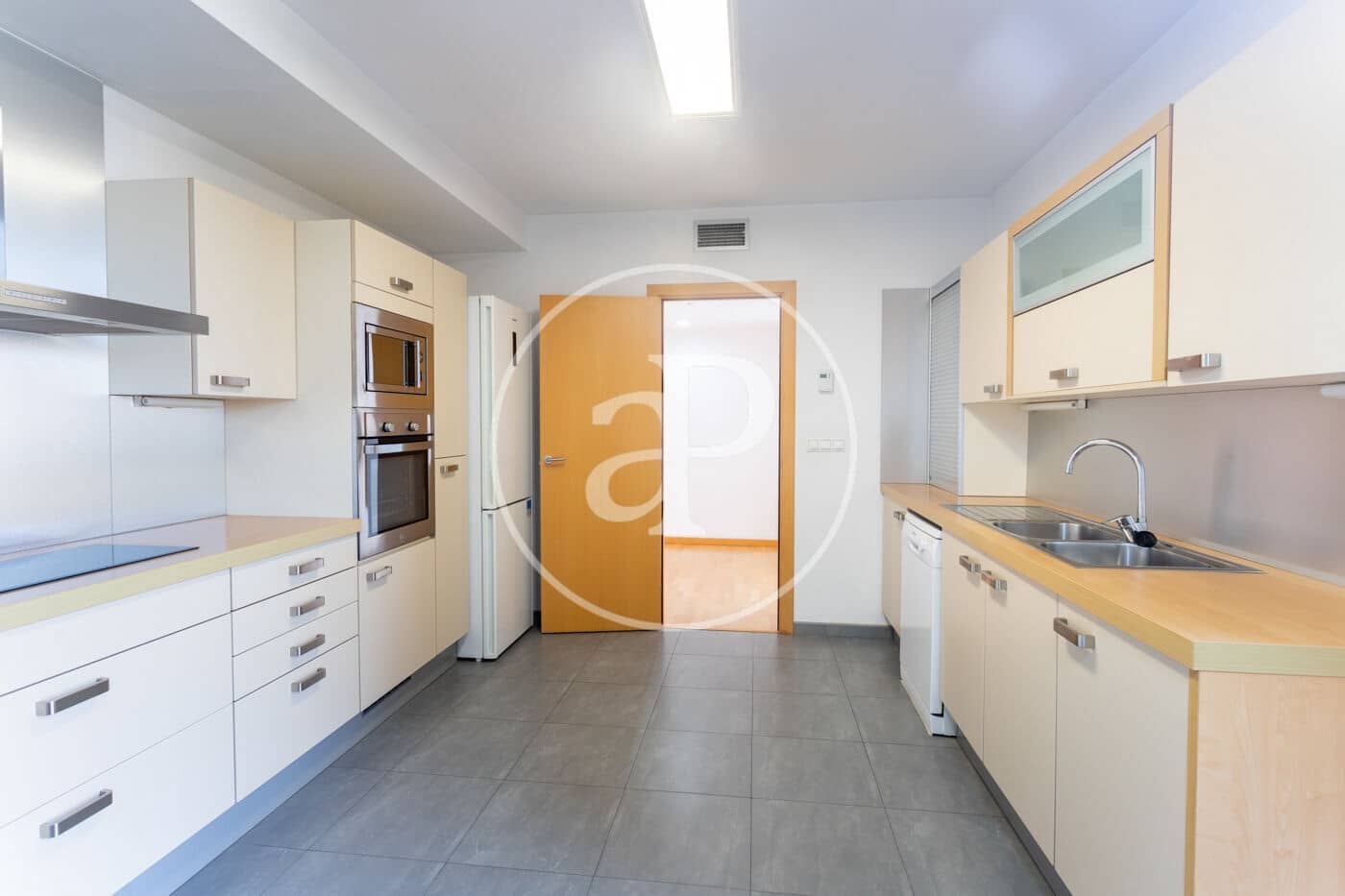 4 camera da letto Appartamento da affittare in Mataro con garage - 1.740 € (Rif: 9986861)