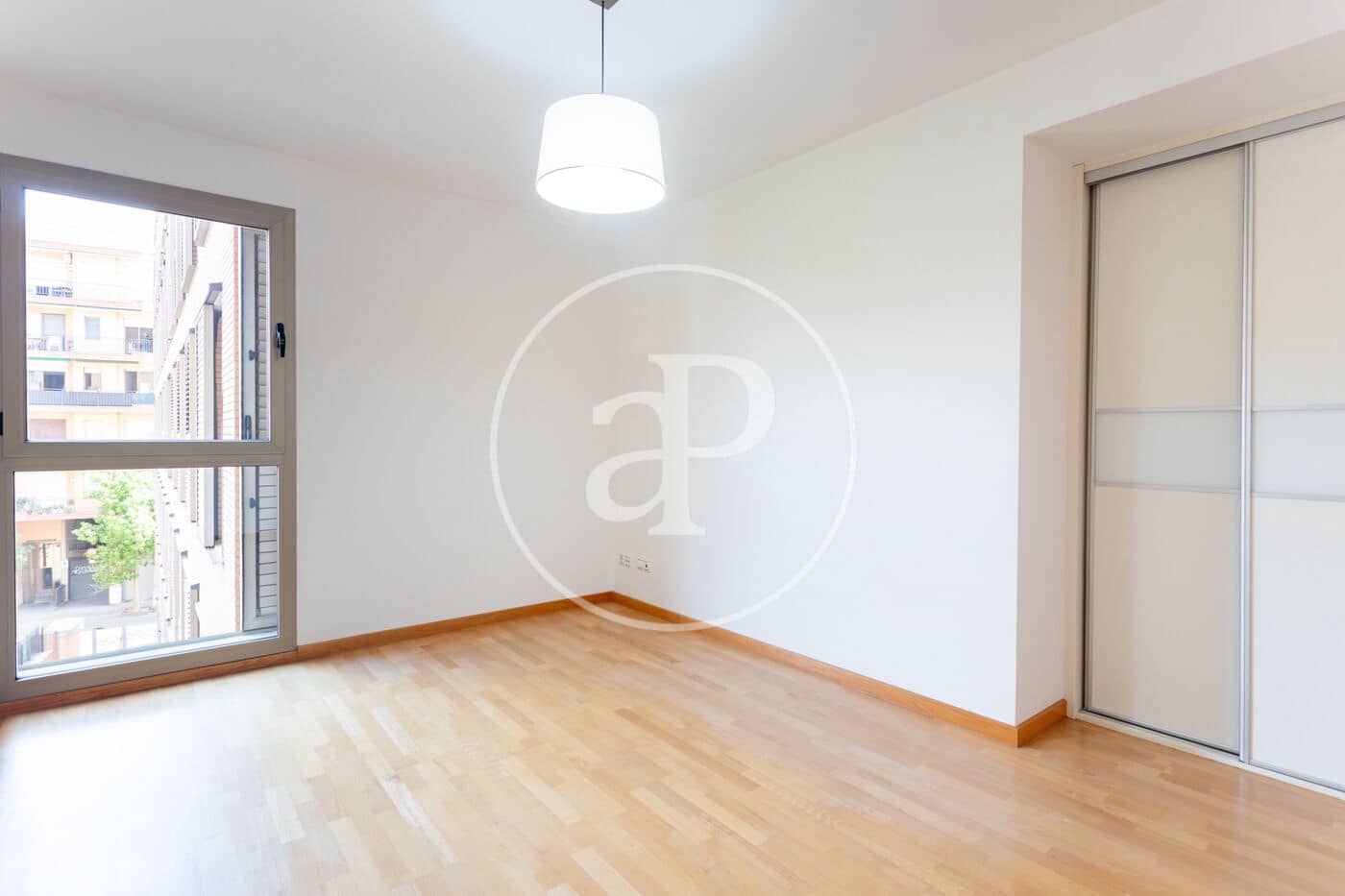 4 camera da letto Appartamento da affittare in Mataro con garage - 1.740 € (Rif: 9986861)