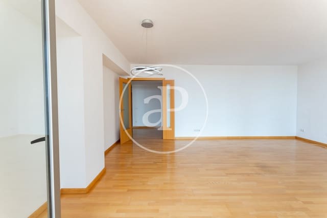 4 camera da letto Appartamento da affittare in Mataró con garage - 1.740 € (Rif: 9986861)