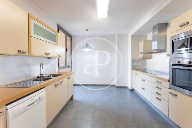 4 camera da letto Appartamento da affittare in Mataró con garage - 1.740 € (Rif: 9986861)