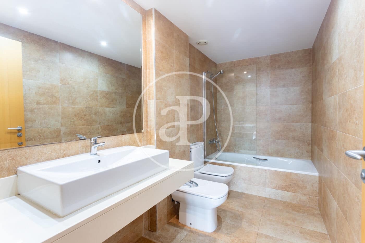4 camera da letto Appartamento da affittare in Mataro con garage - 1.740 € (Rif: 9986861)