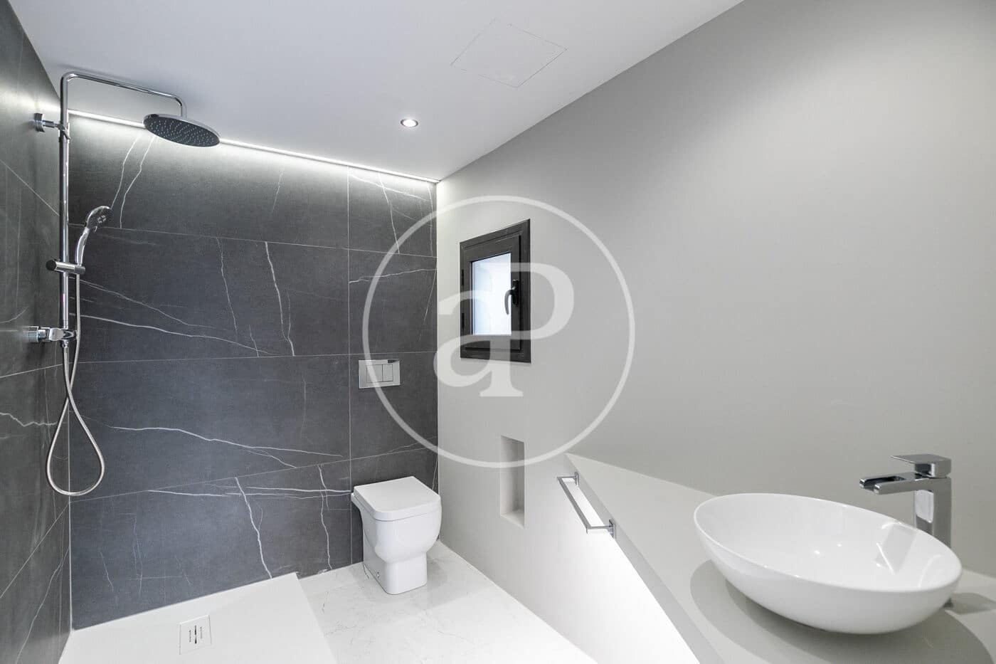 4 makuuhuone Huvila myytävänä paikassa Sant Just Desvern - 1 270 000 € (Ref: 9986862)