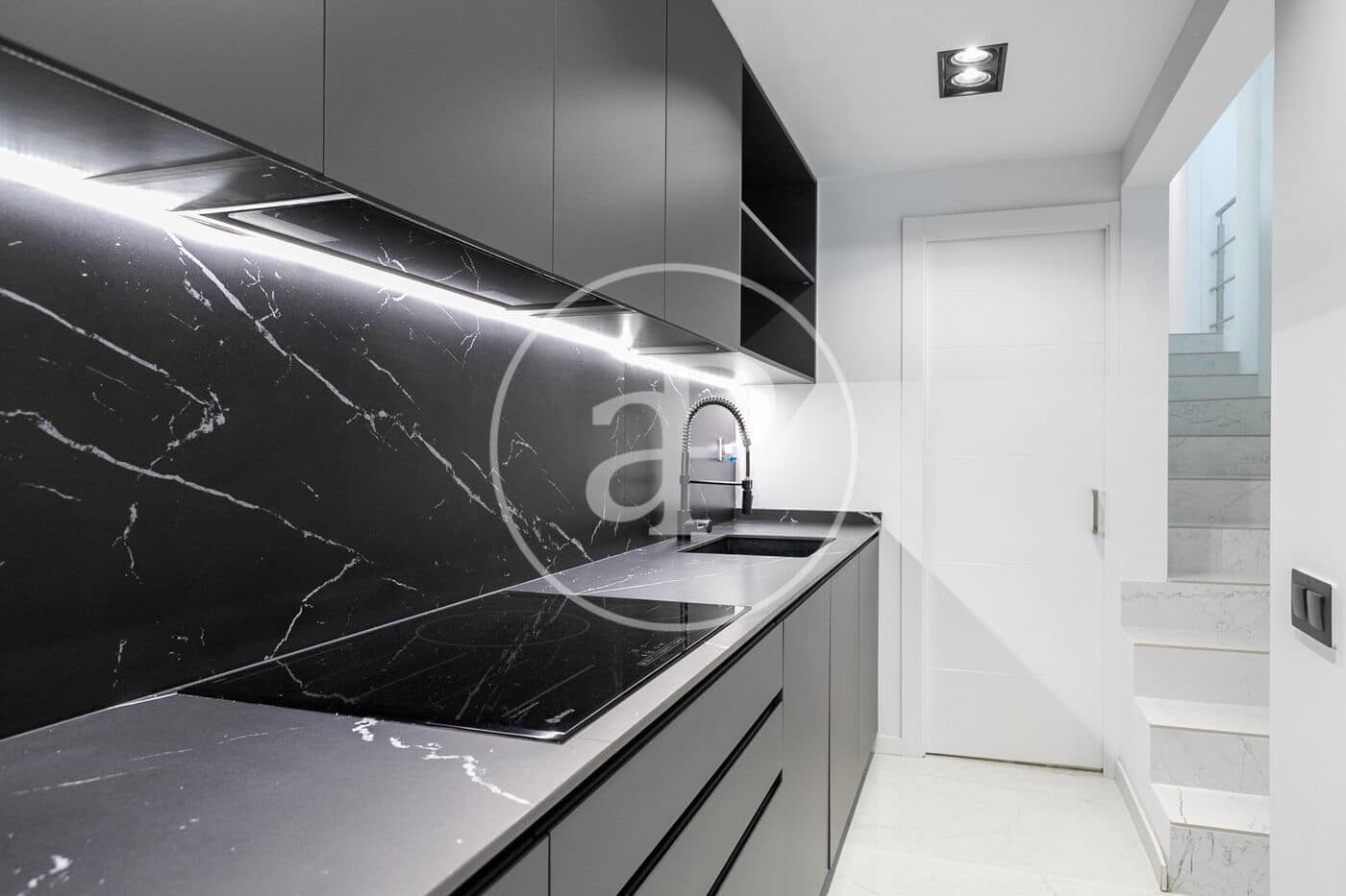 4 makuuhuone Huvila myytävänä paikassa Sant Just Desvern - 1 270 000 € (Ref: 9986862)