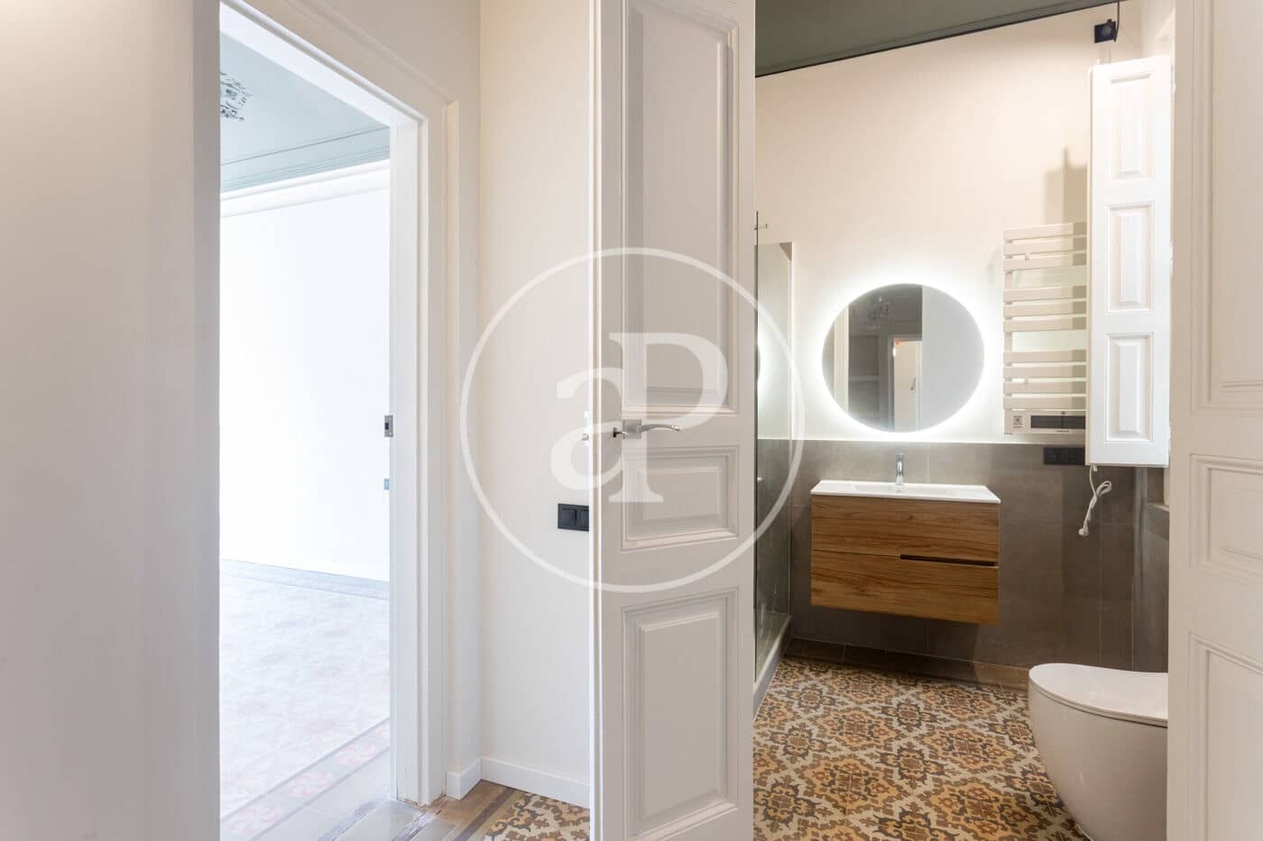 Appartement de 4 chambres à louer à Barcelone ville - 5 600 € (Ref: 9994218)