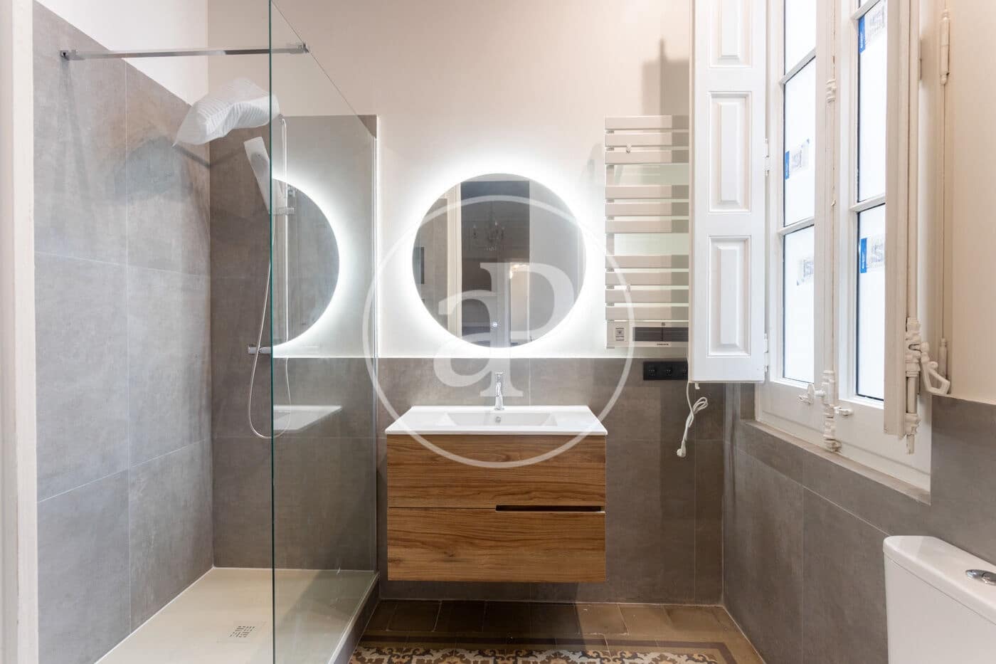 Appartement de 4 chambres à louer à Barcelone ville - 5 600 € (Ref: 9994218)