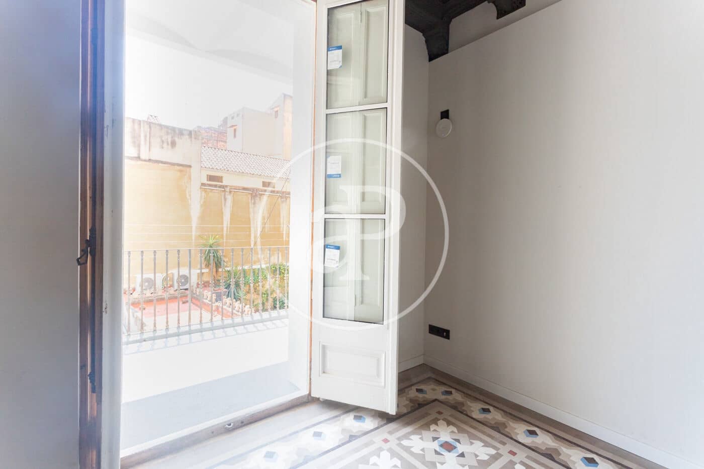 Appartement de 4 chambres à louer à Barcelone ville - 5 600 € (Ref: 9994218)