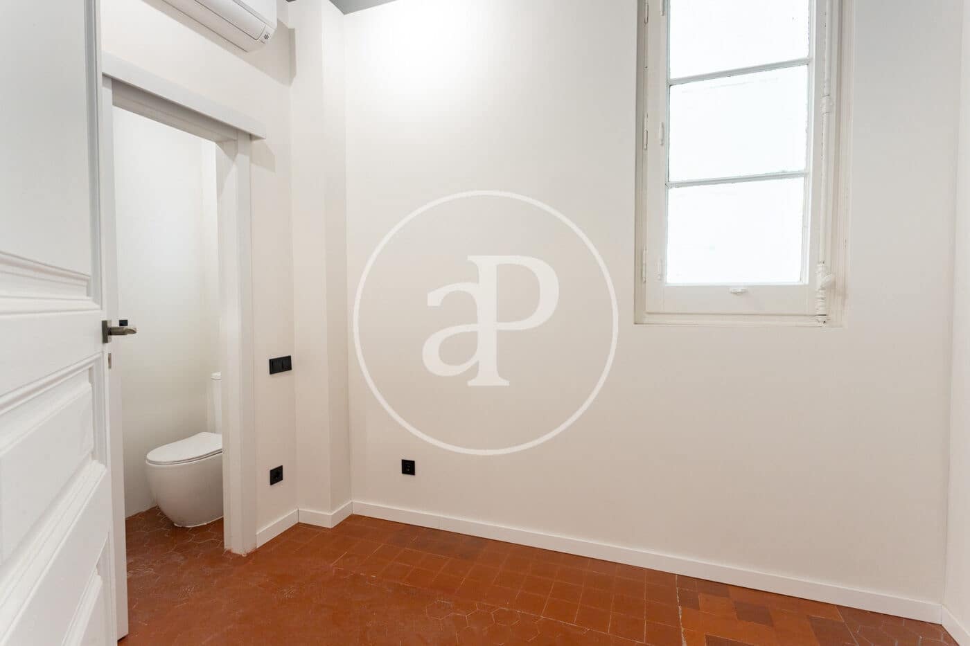 Appartement de 4 chambres à louer à Barcelone ville - 5 600 € (Ref: 9994218)