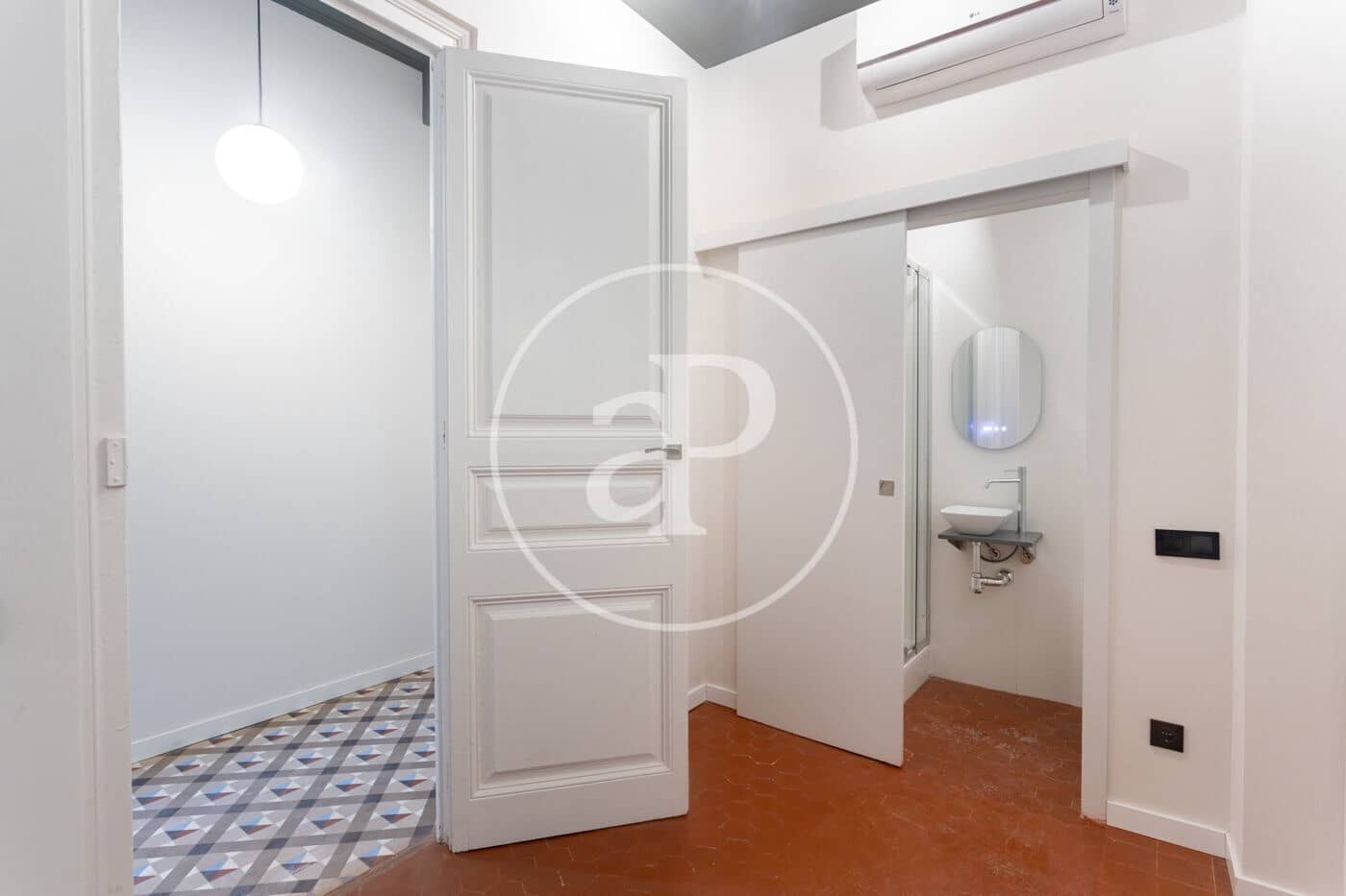 Appartement de 4 chambres à louer à Barcelone ville - 5 600 € (Ref: 9994218)