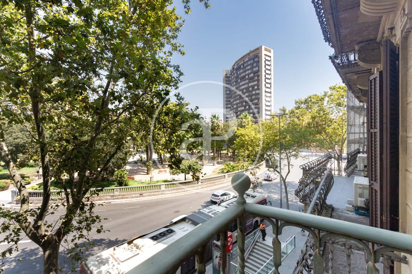 Appartement de 4 chambres à louer à Barcelone ville - 5 600 € (Ref: 9994218)