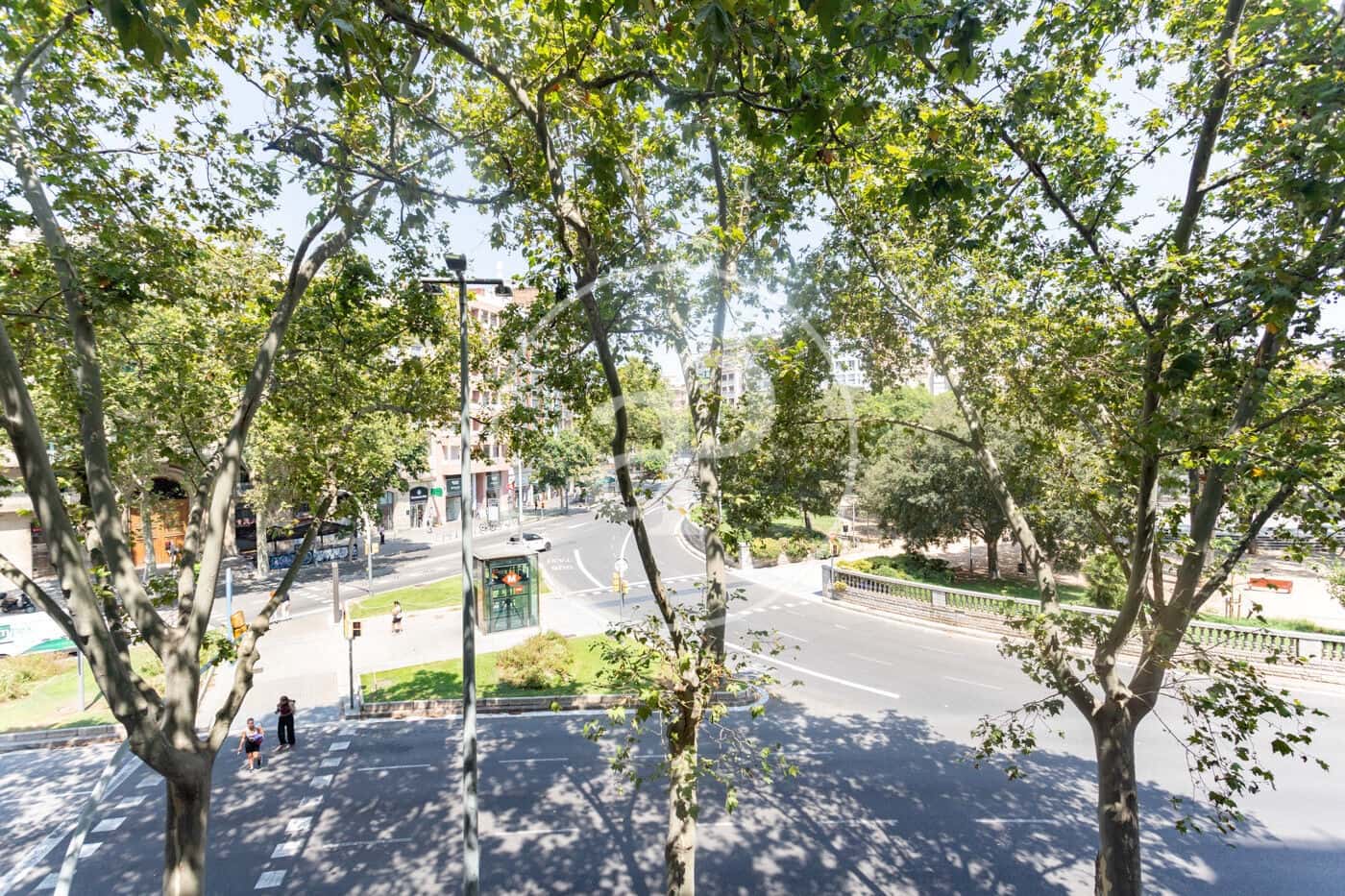 Appartement de 4 chambres à louer à Barcelone ville - 5 600 € (Ref: 9994218)
