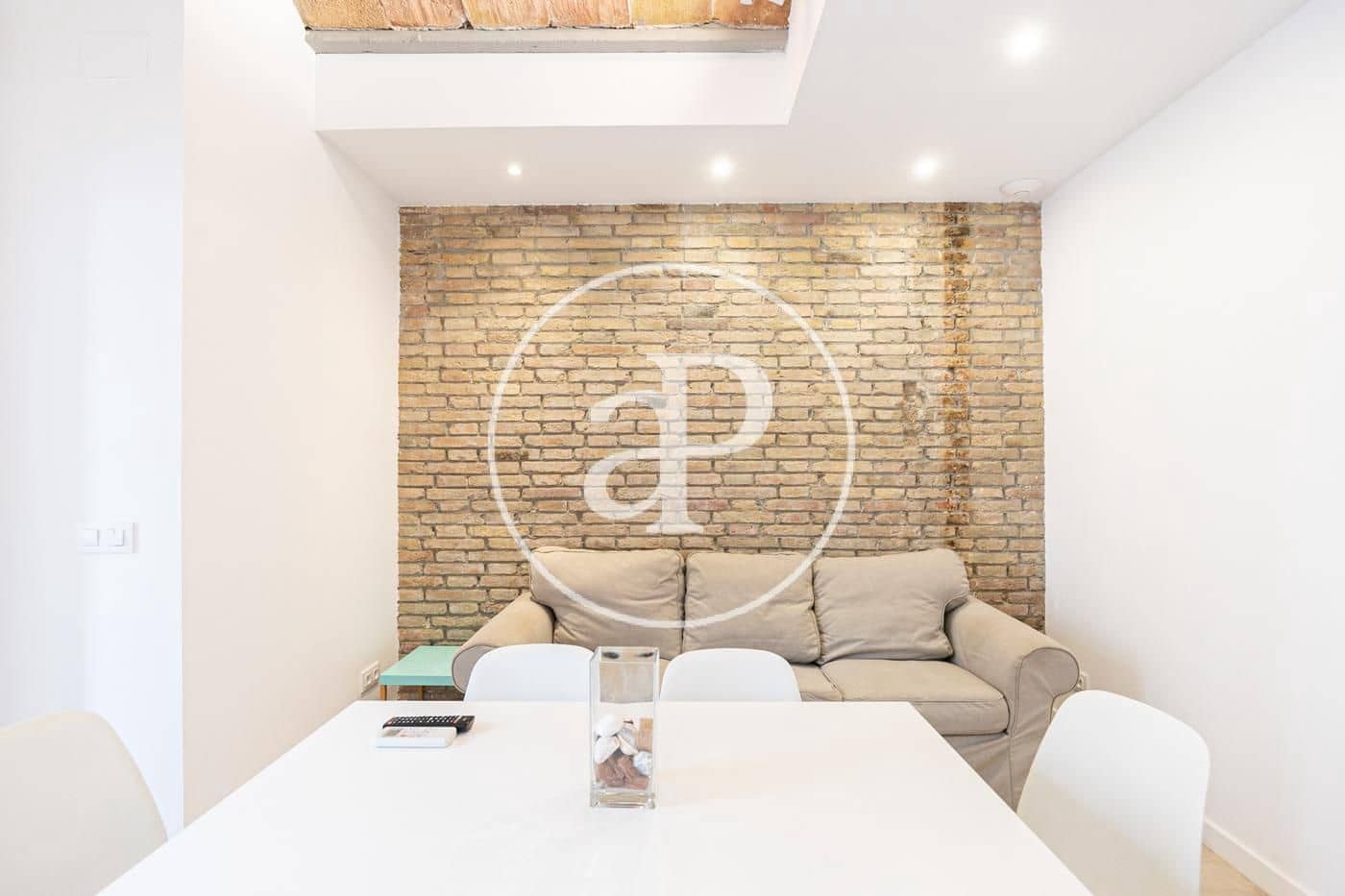 Apartamento de 2 habitaciones en Barcelona ciudad en alquiler - 2.850 € (Ref: 9994219)