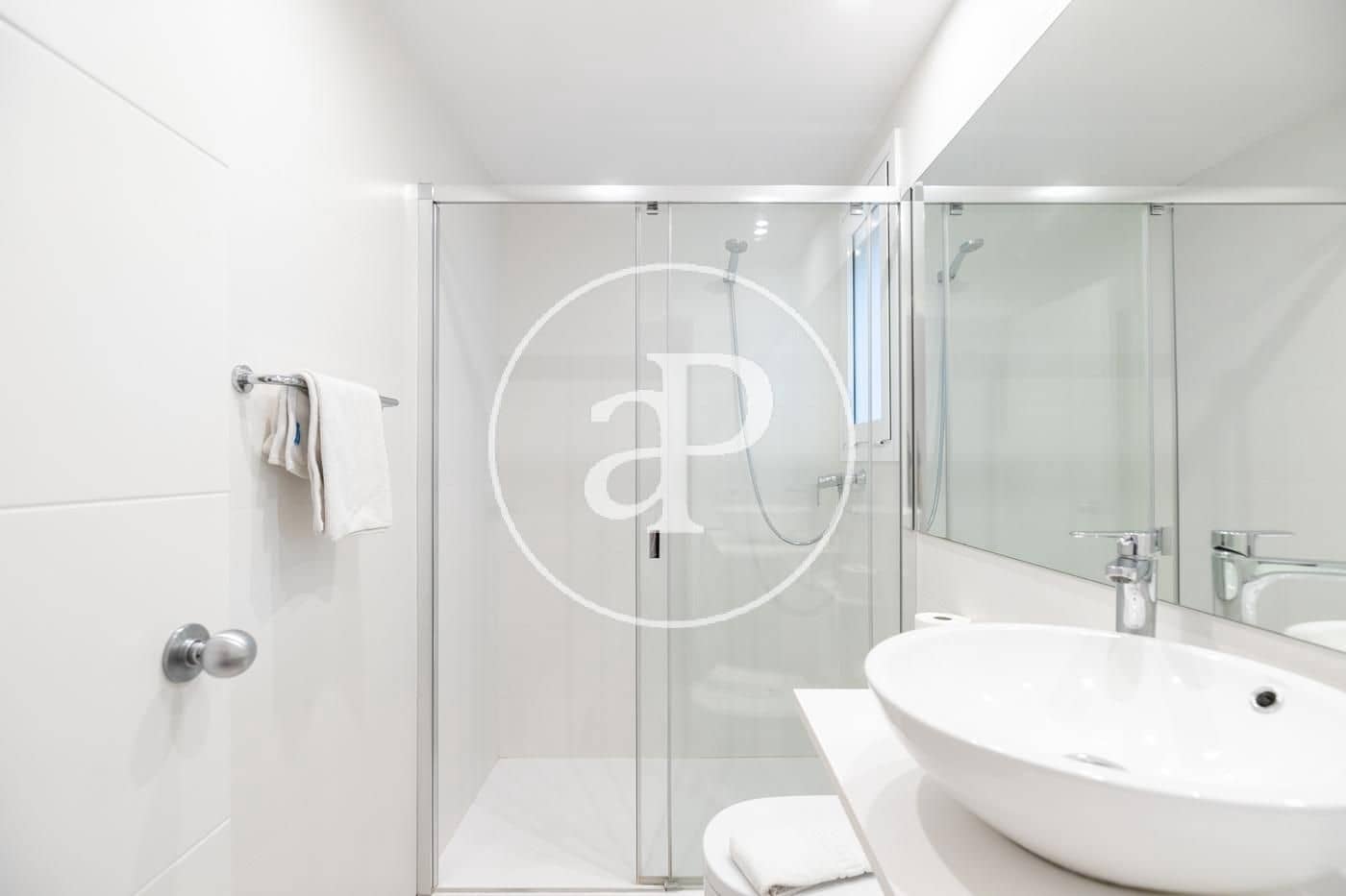 Apartamento de 2 habitaciones en Barcelona ciudad en alquiler - 2.850 € (Ref: 9994219)